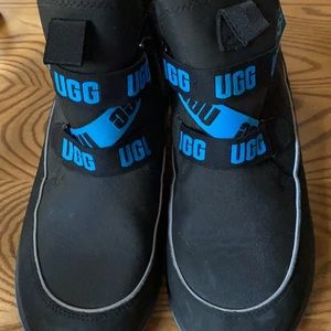 GUC Boys Ugg Snowboots Size 6